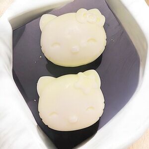 PINEAPPLE soap handmade 3x2in 4oz each hello kitty set of 2 shea butter based